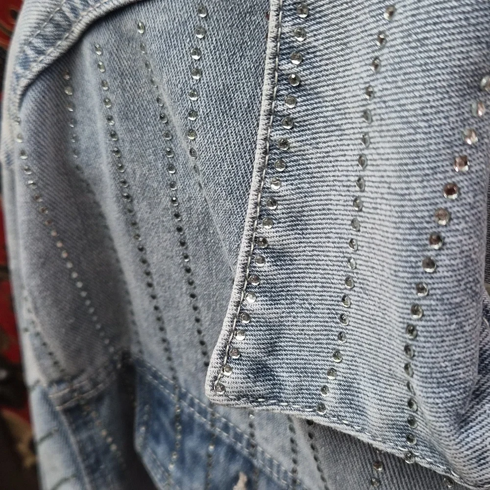 Jean Jacket - Picture 1 of 9